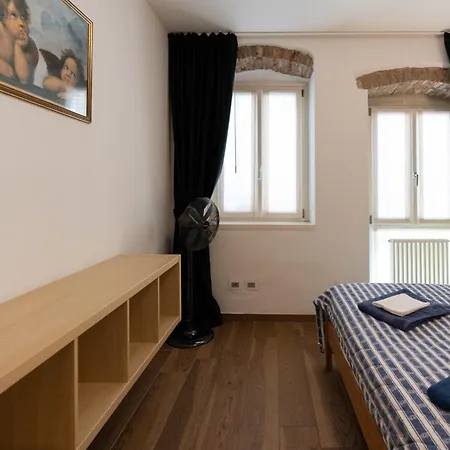 Corte Angelini By Postcardsfrom Apartment *