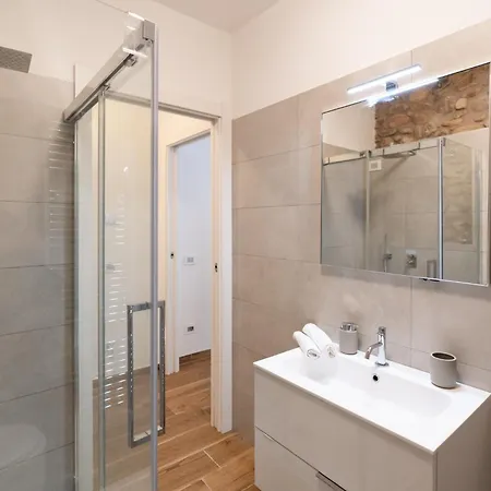 Corte Angelini By Postcardsfrom Apartment Castelnuovo del Garda