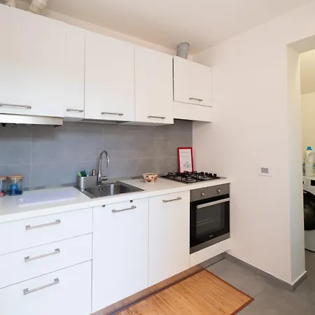 Apartment Corte Angelini By Postcardsfrom Castelnuovo del Garda