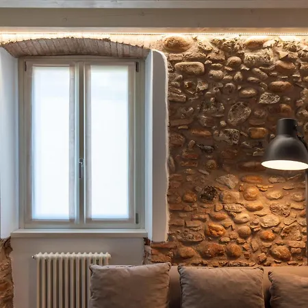 Corte Angelini By Postcardsfrom Apartment *
