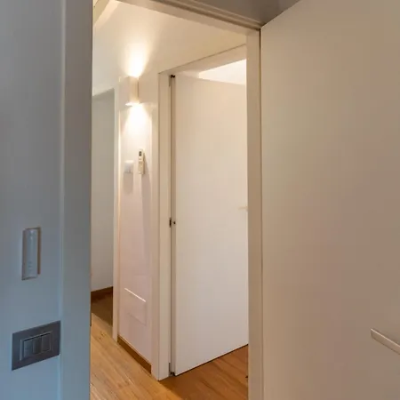 Corte Angelini By Postcardsfrom Apartment
