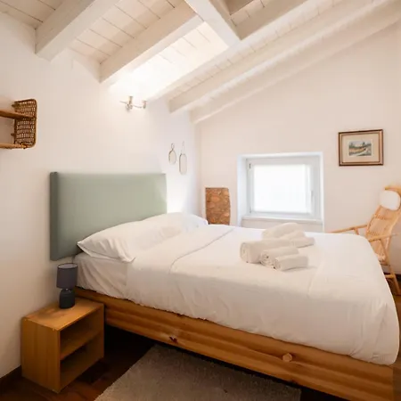 Corte Angelini By Postcardsfrom Apartment *