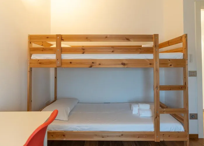 Corte Angelini By Postcardsfrom Apartamento Castelnuovo del Garda