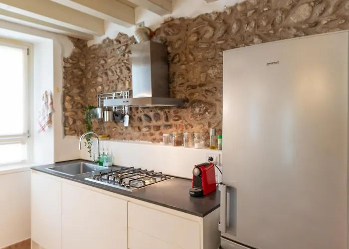 Appartamento Corte Angelini By Postcardsfrom Castelnuovo del Garda